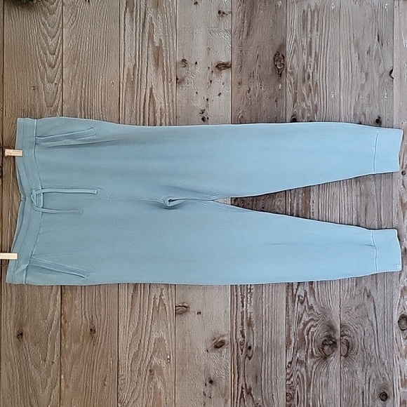Barefoot Dreams Size XXL Blue Sunbleached Cotton Jogger Pants NWT - Picture 1 of 7